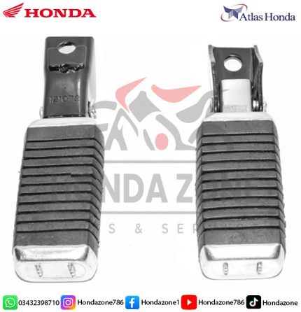 Honda CG125 rear footrest original genuine foot pegs pair